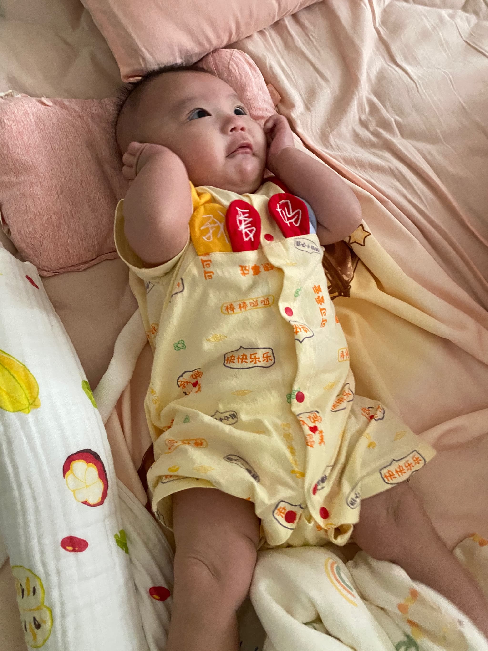 睡觉姿势6  嗯 睡醒啦😎