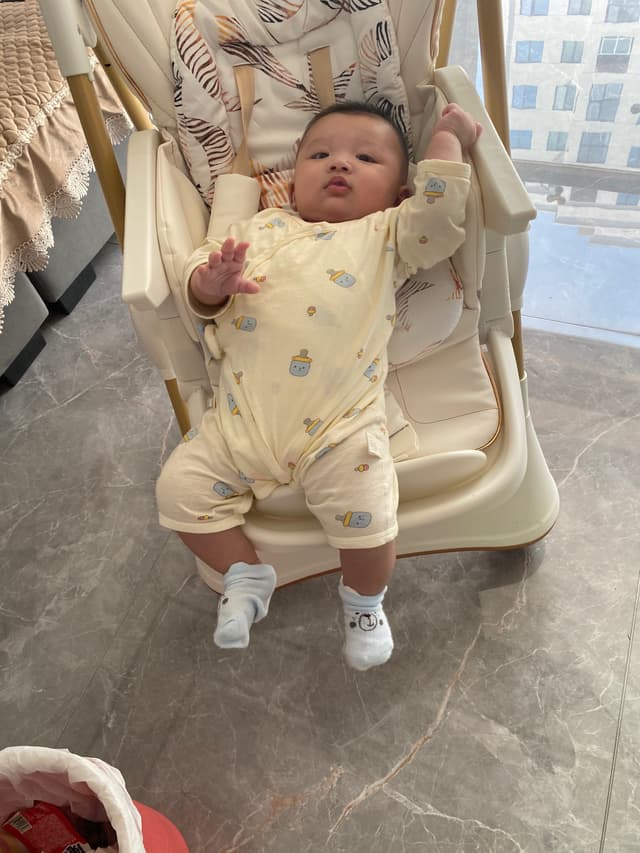 长能耐了，自己都要扭下去了😭