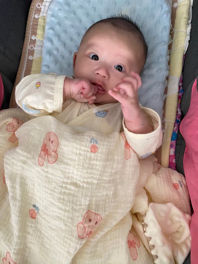 啦啦啦，看我可不可爱啊